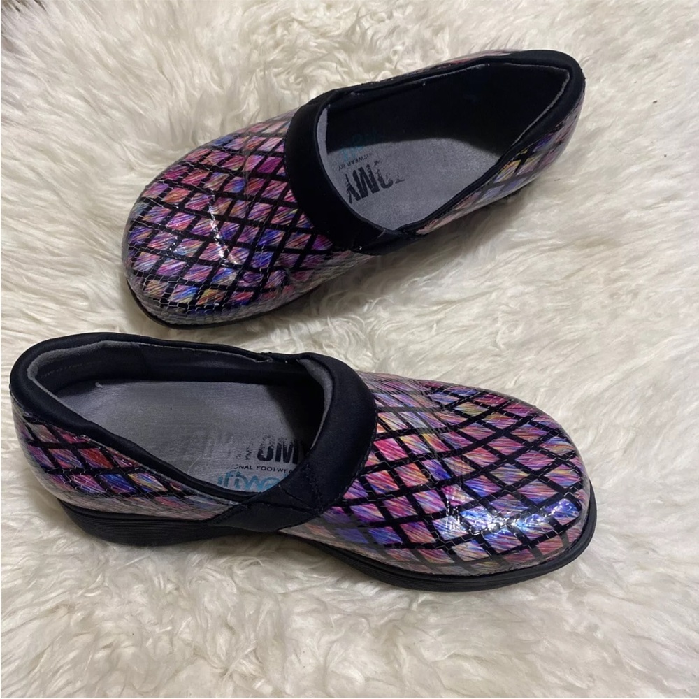 SoftWalk Grey's Anatomy Meredith
Candy‎ Dot Clogs /Shoes Women Size 7.5 W